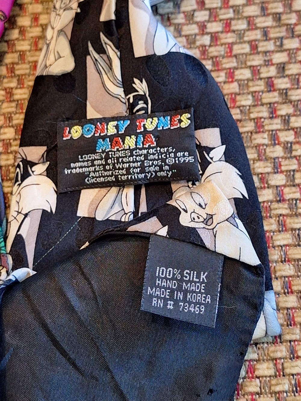 6 Assorted Men's Novelty Ties - Picture 7 of 10